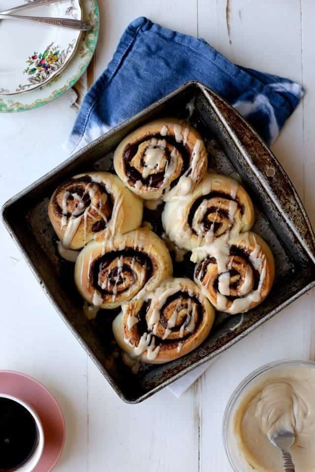 Quick and Dirty Chocolate Espresso Cinnamon Rolls