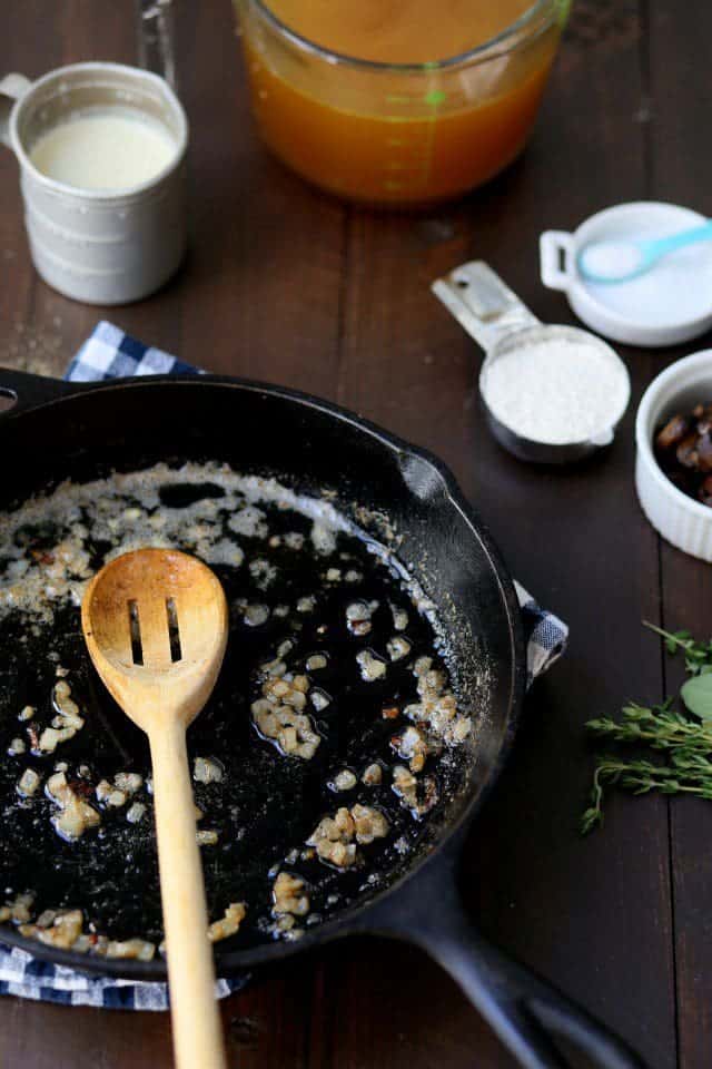 Vegetarian Swedish Meatballs with mushroom gravy
