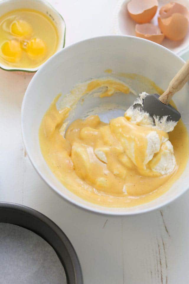 Grapefruit Curd in Grapefruit Cake