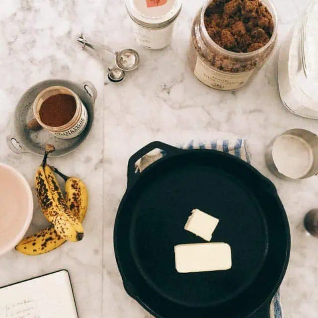 One-Skillet Dark and Stormy Banana Bread