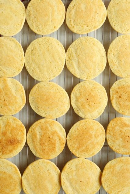 baked vanilla cookies