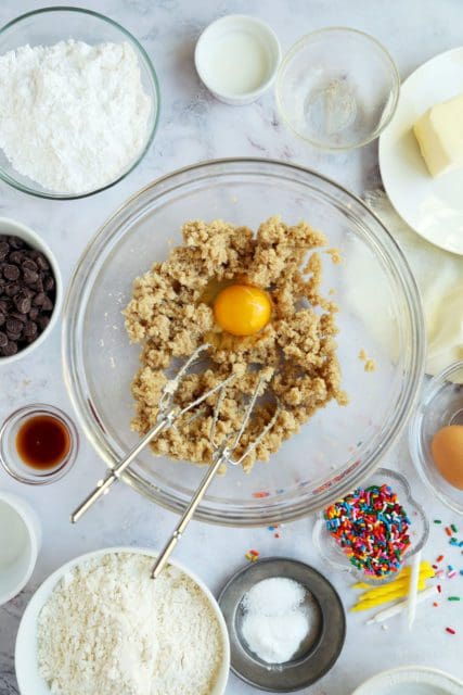 Egg added to butter and sugar in medium bowl.