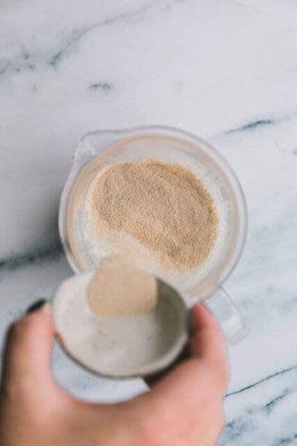 Addingn yeast to warm milk