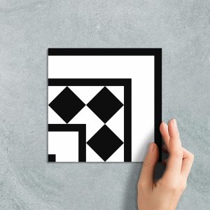 VICTORIAN B&W CORNER - PATTERN TILE