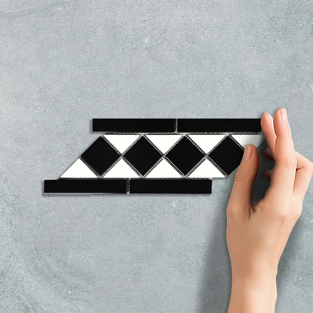 VICTORIAN B&W (BORDER) - MOSAIC