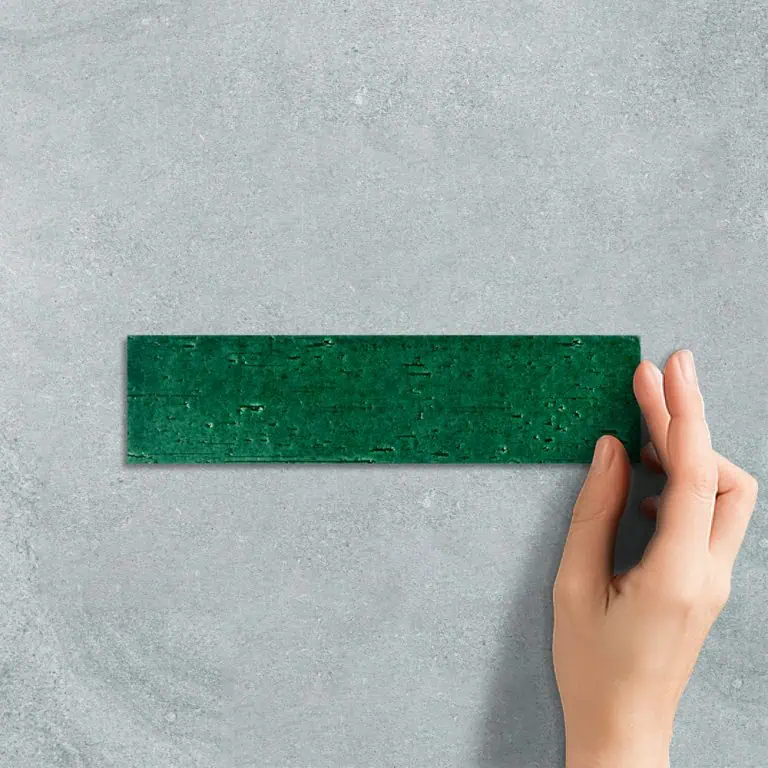 STRATO EMERALD - SUBWAY TILE