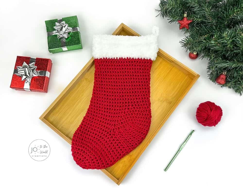 Easy Christmas Stocking by Jo to the World