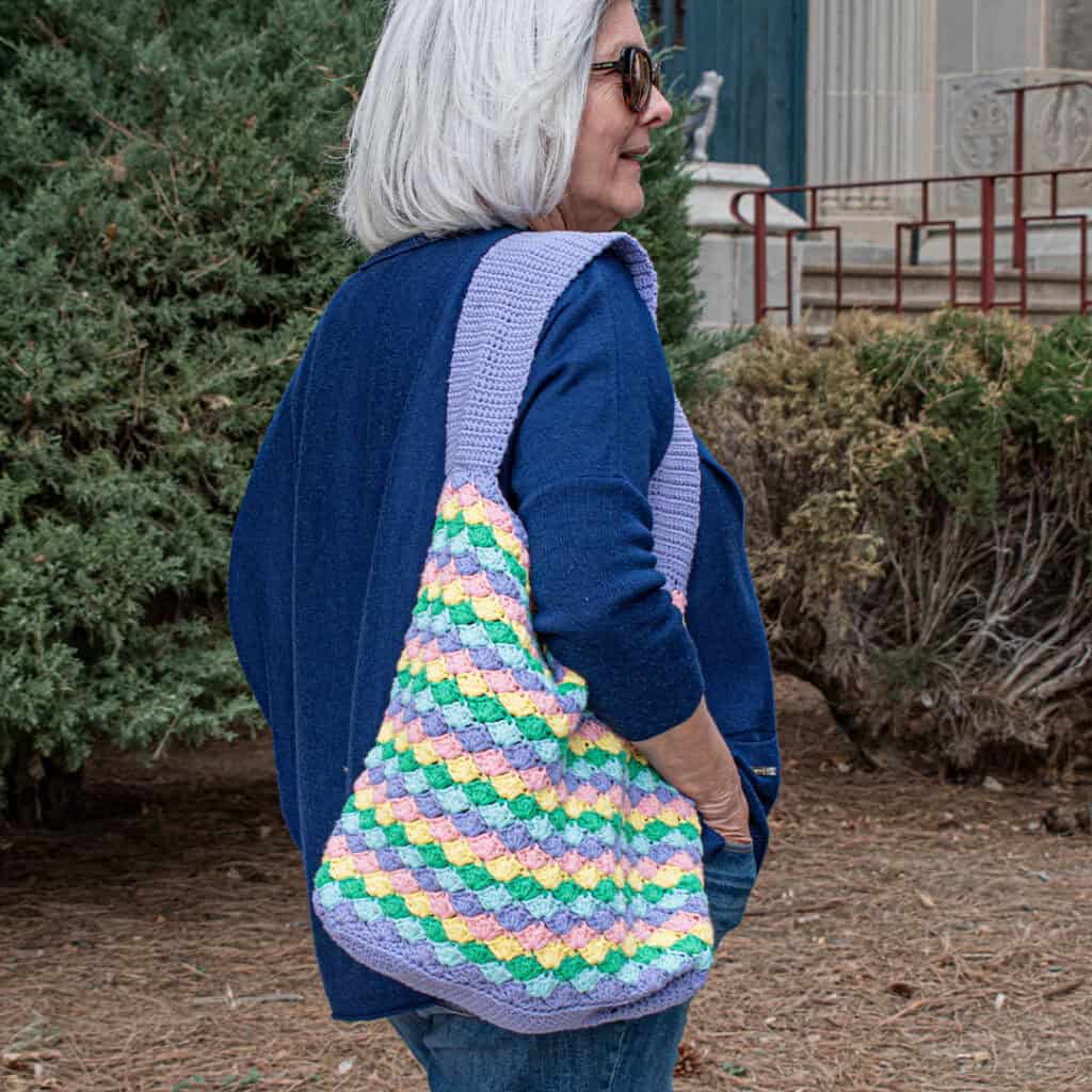 How to Crochet the Summertime Shell Bag
