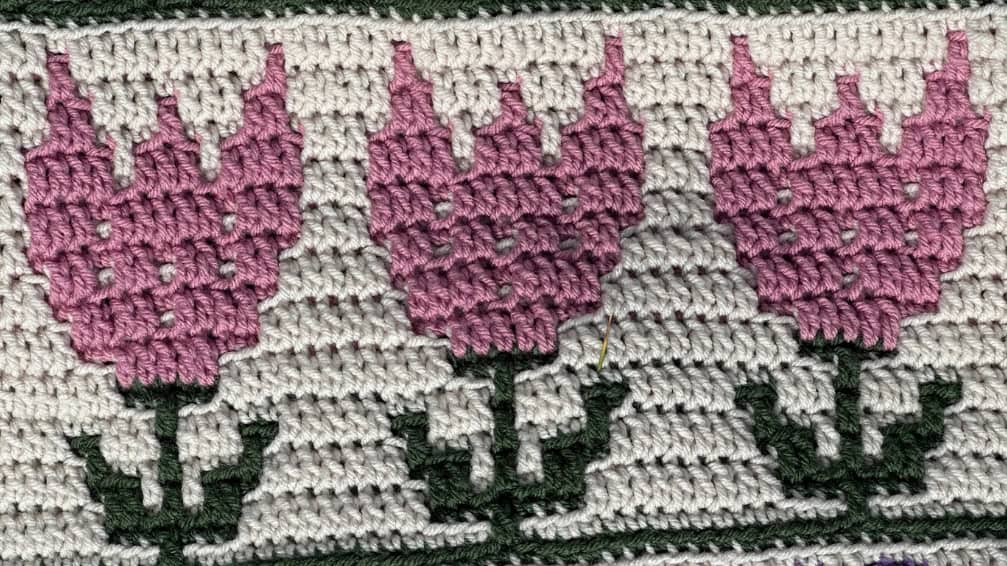 Mosaic Crochet Flower Blanket - Tulips