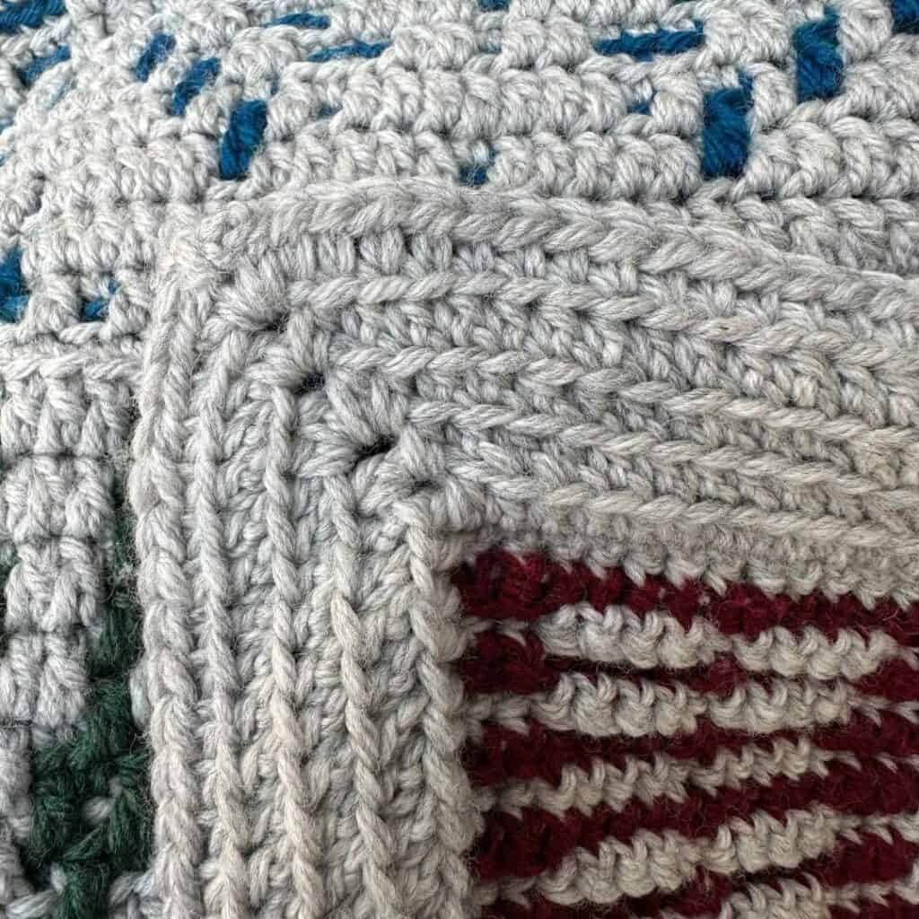 crochet envelope border for Christmas in July blanket - back border