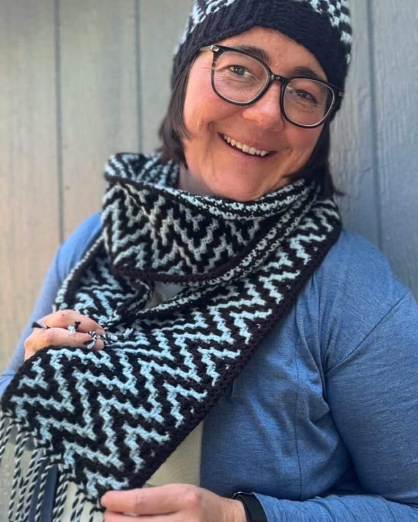 Easy Mosaic Crochet Scarf Pattern - Mosaic ZigZag Scarf - Juniper