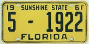 Florida 1961 car license plate Polk county #5-1922