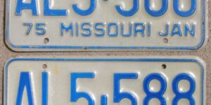 Missouri 1975 car license plate pair #AL5-588