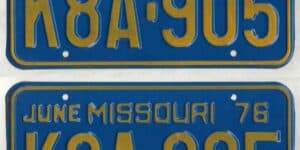 Missouri 1976 car license plate pair #K8A-905