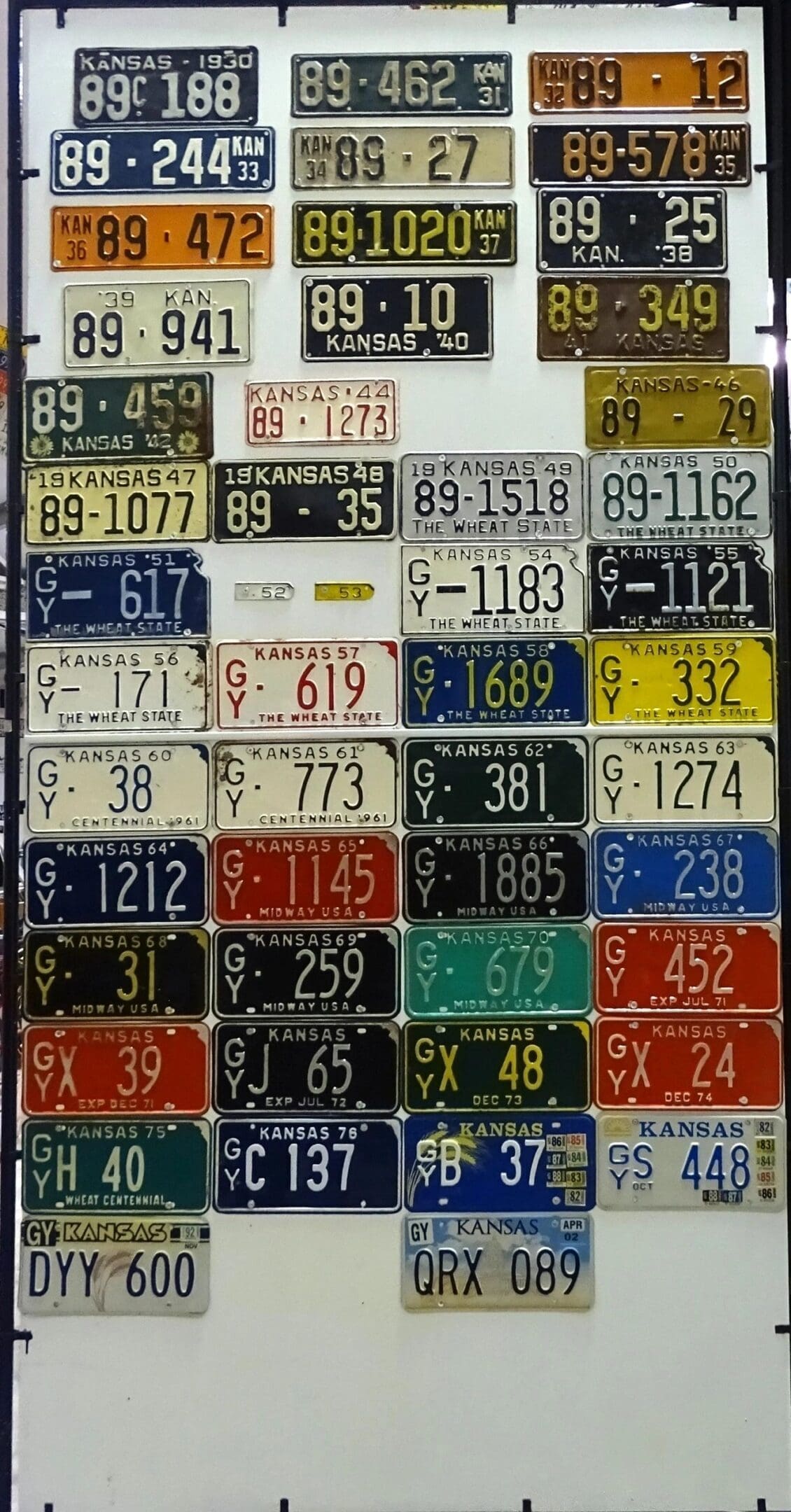 Kansas 1930 to 2002 car license plate run Gray county