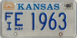 Kansas 1986 car license plate Finney county #FI E-1963