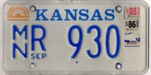 Kansas 1985 1986 car license plate Marion county #MN R-930