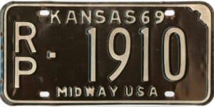 Kansas 1969 car license plate Republic county #RP-1910