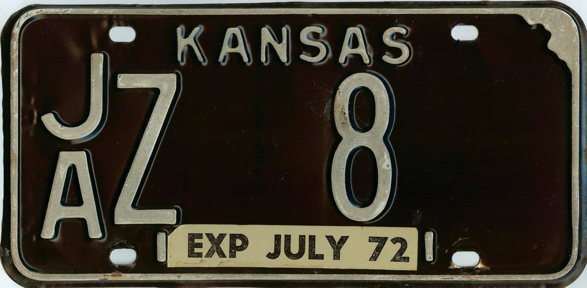 Z 1972 Kansas Car License Plate #JAZ-8