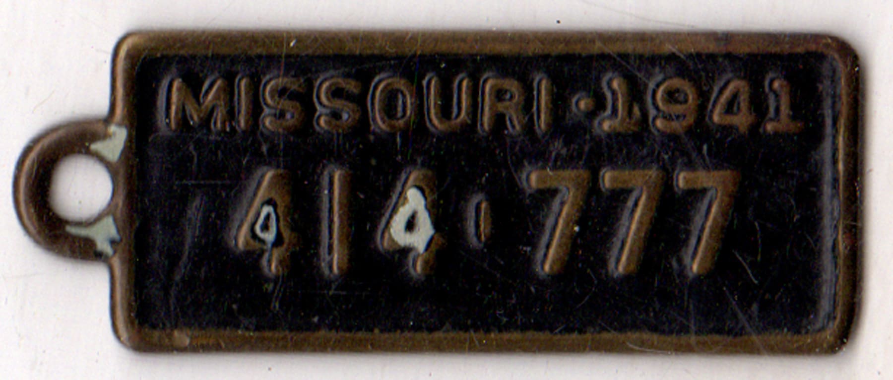 Missouri 1941 B. F. Goodrich keychain license plate #414-777
