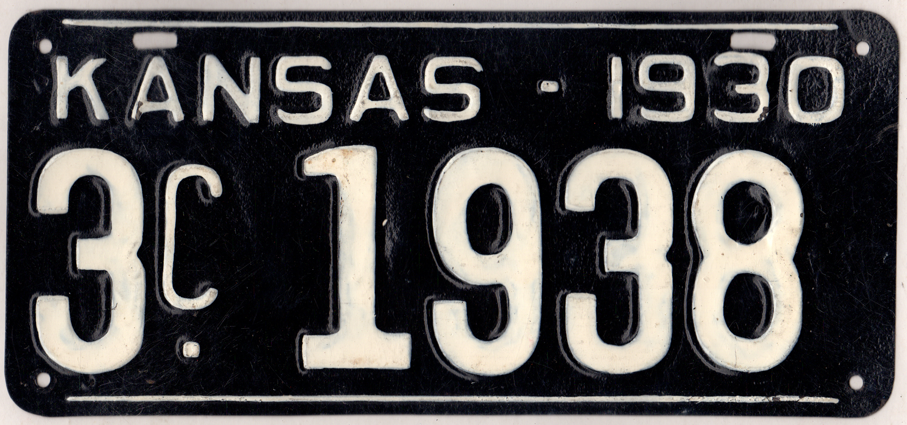 Kansas 1930 car license plate Shawnee county #3-1938