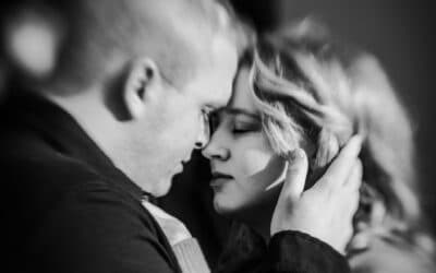 Fort Wayne Engagement Photos – Foster Park || Sami + Dylan