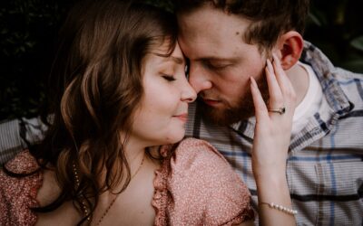 Romantic Engagement Session at the Foellinger-Freimann Botanical Conservatory – Fort Wayne, IN || Britney + Jared