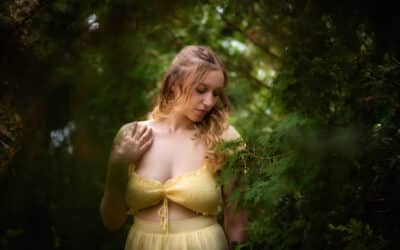 Beautiful Senior Photos at Metea County Park – Fort Wayne, IN || Shelby