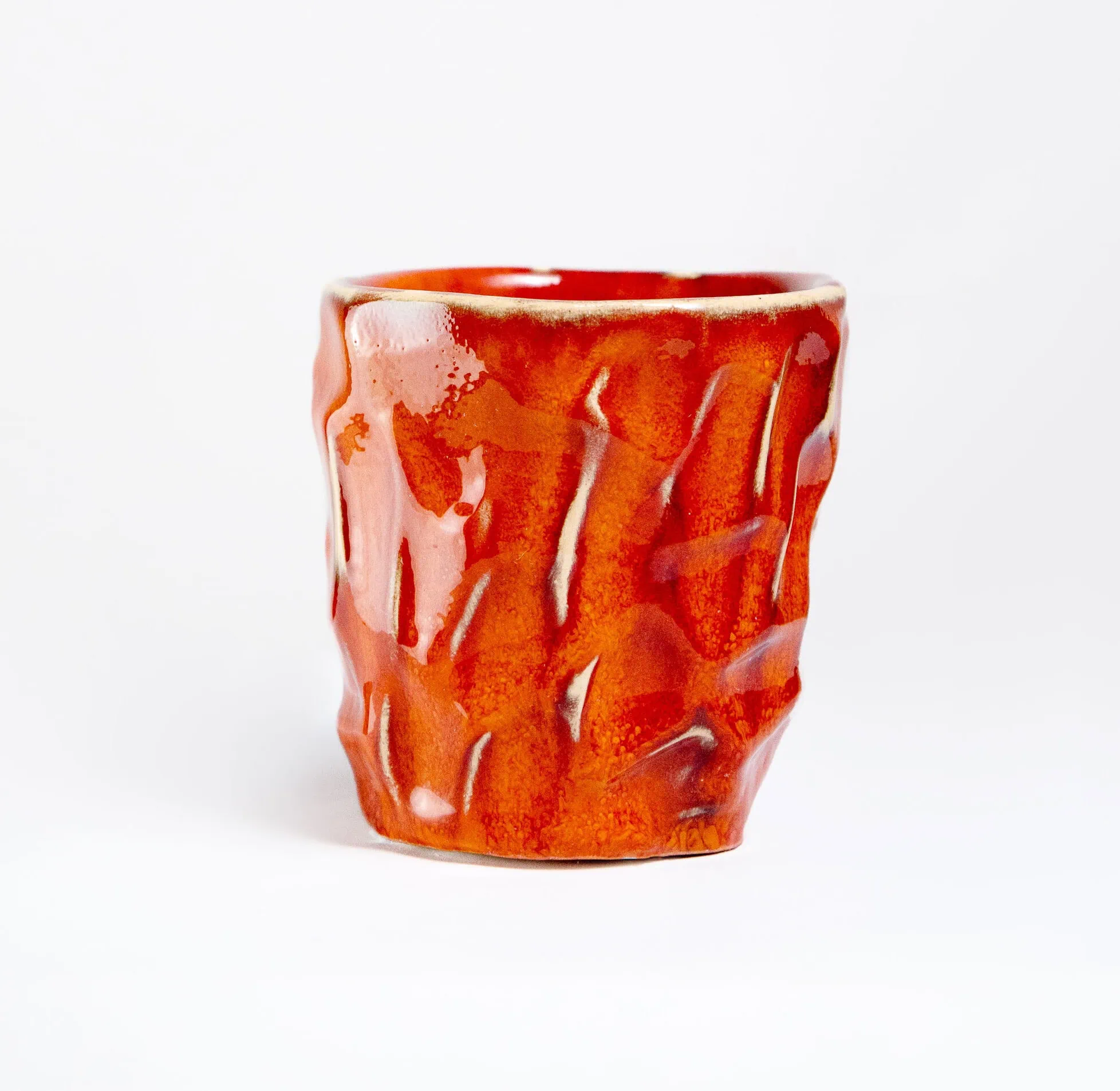 ЧАШКА РУЧНОЙ РАБОТЫ "ЛАВОВАЯ"