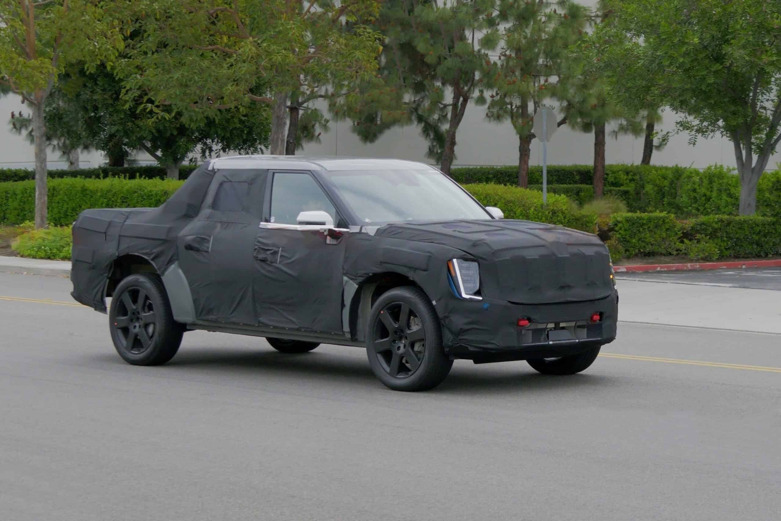 Will the Kia Tasman be electric?