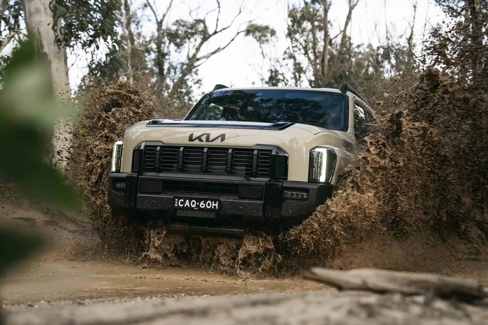 Aussie Journalists Provide Full Reviews