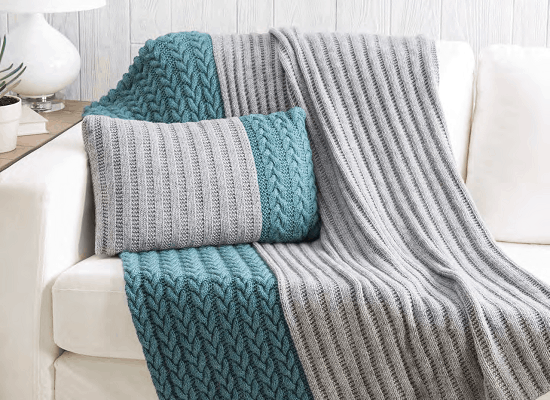 Knitted Pillow and Throw-free knitting pattern