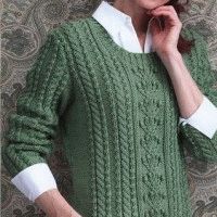 Knitted pullover in aran style. Free knitting pattern.