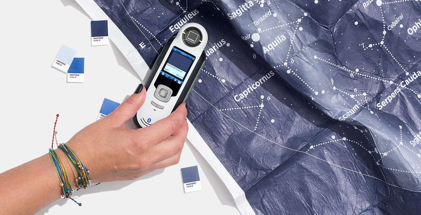 1 rm200 bpto pantone digital color matching capsure with bluetooth lifestyle 1 2