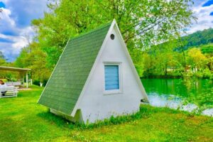 Una Kamp
