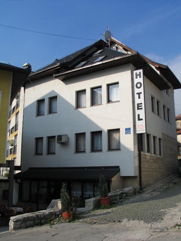 Hotel Stari grad Jajce smještaj u historijskom centru Jajca s autentičnim ambijentom i modernim sadržajima