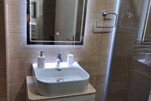586892511Premier Apartman
