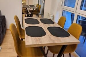 586892564Premier Apartman