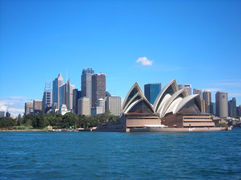 Erszény nélkül a kenguruk földjén