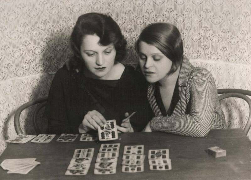 Kulisszák mögött – Ladomerszky Margit