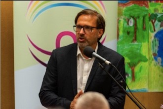 Szalonegyetem: Hit-, személyiség-, és életkoncepció-fejlődés szakaszai