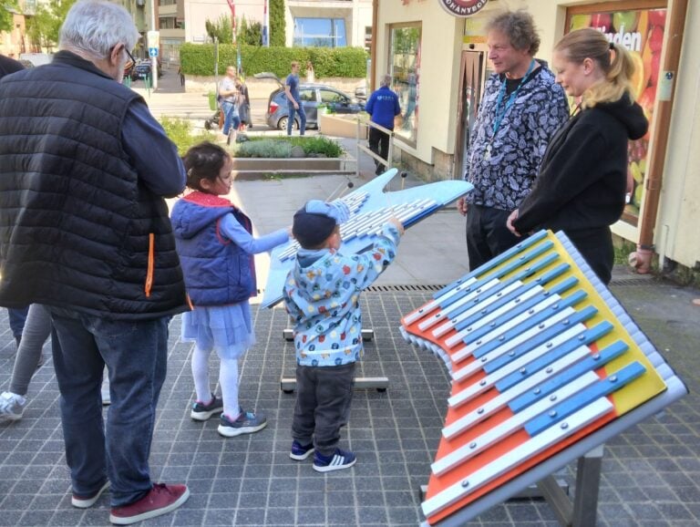 Zenélj Velünk! Óriás hangszer interaktív gyermekfoglalkozás