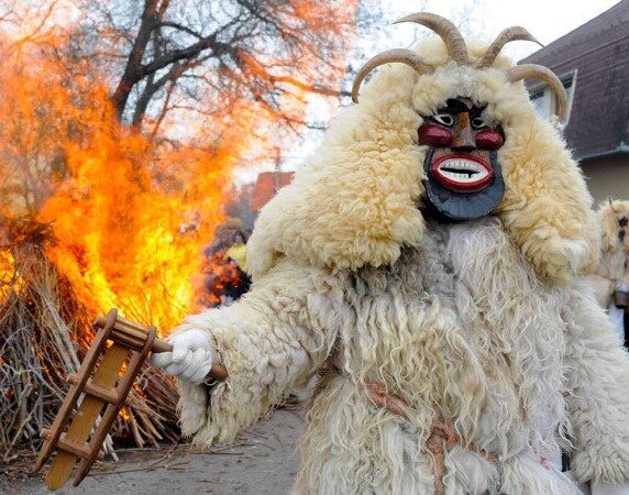 Téltemető  mohácsi busójárás