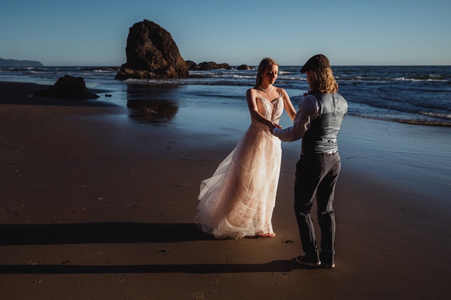 Tunnel Beach Oregon Coast Elopement Photography 062