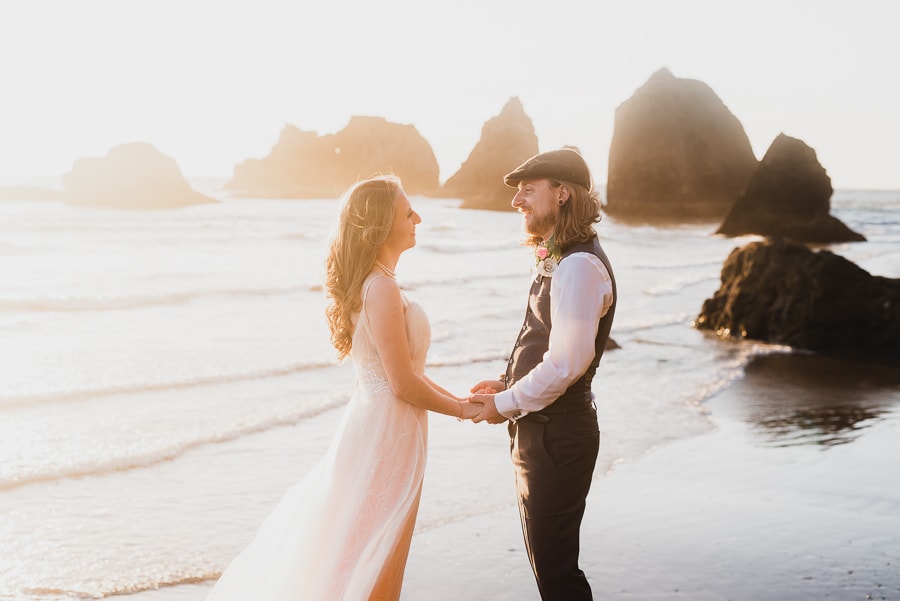 Tunnel Beach Oregon Coast Elopement Photography 075