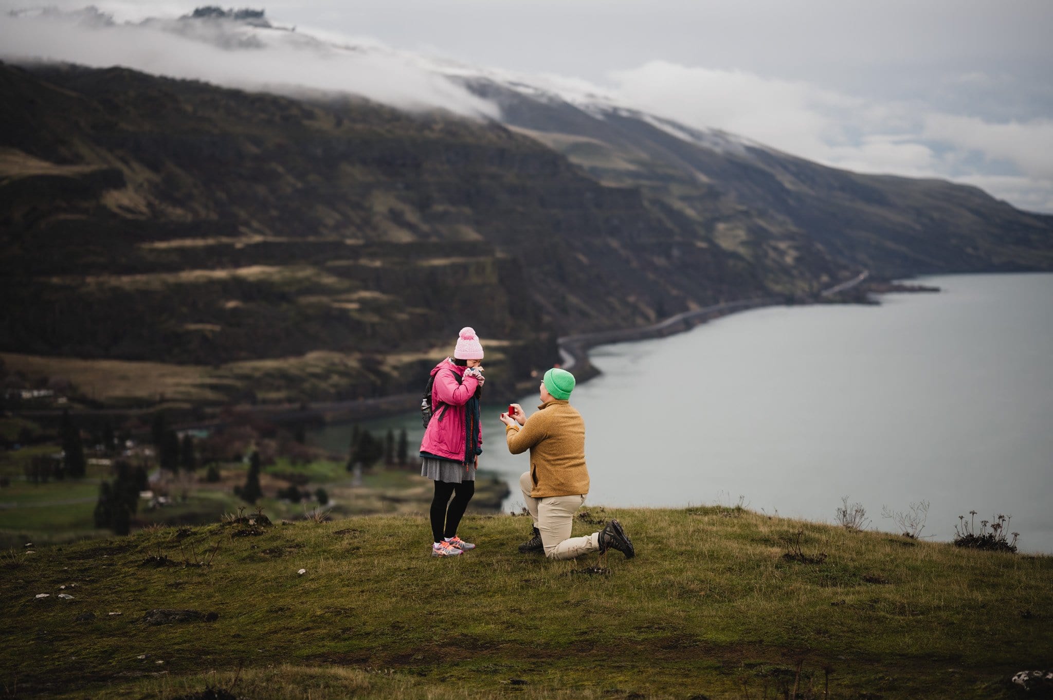 Rowena Crest Surprise Proposal Photography