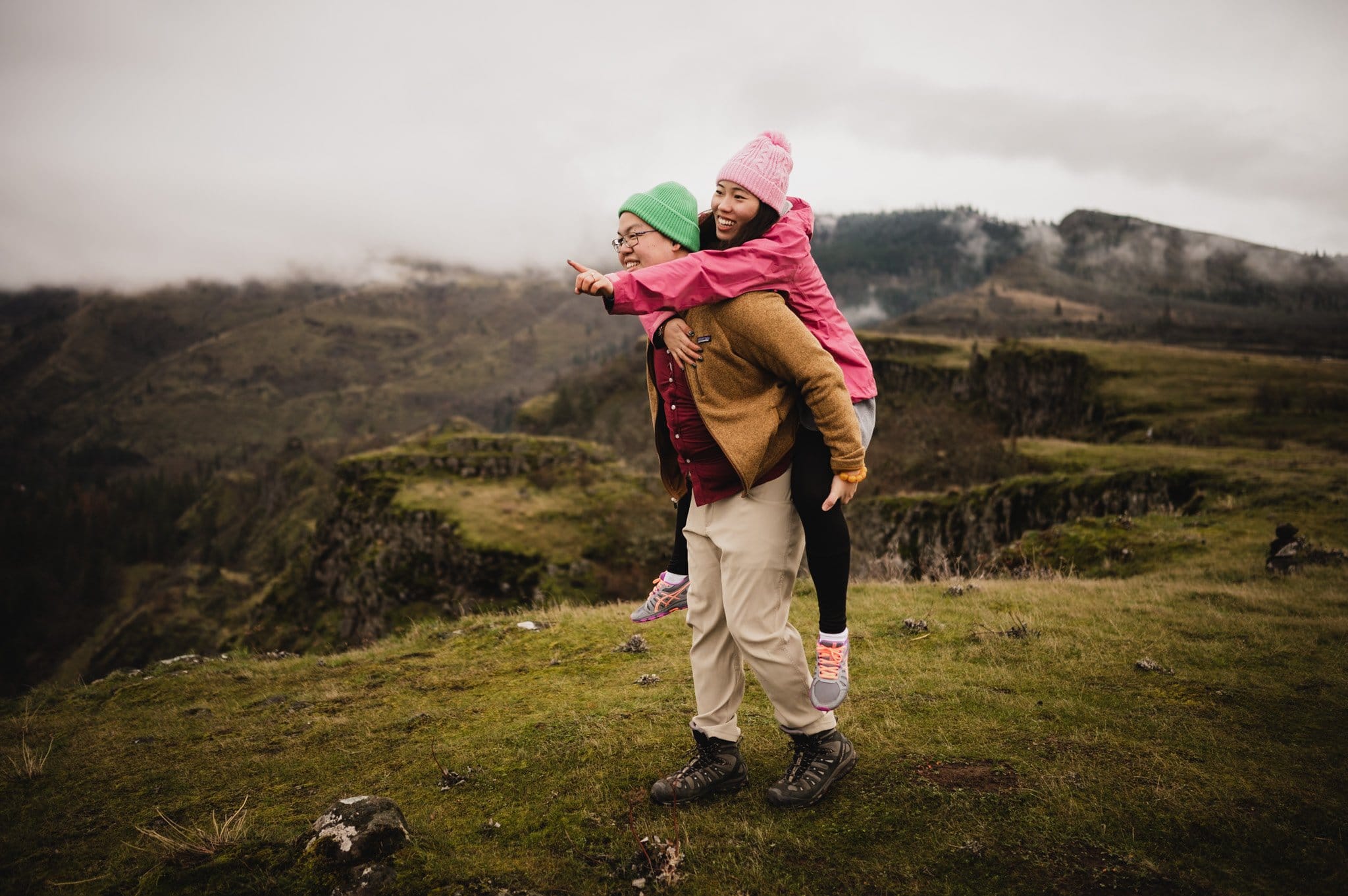 Rowena Crest Surprise Proposal Photography