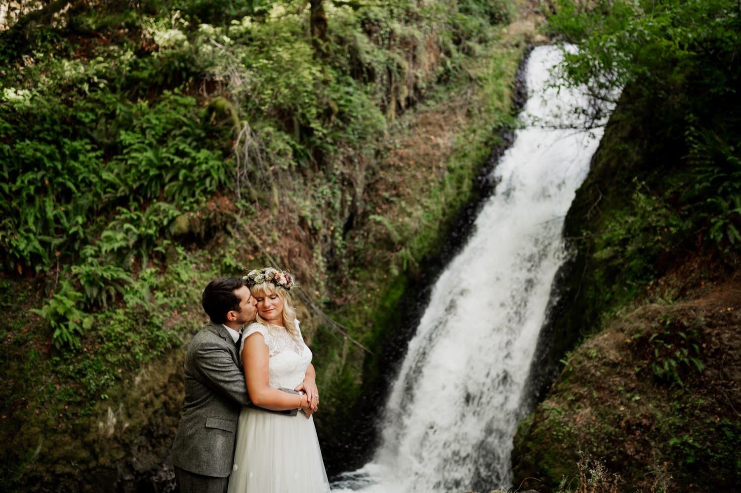 Bridal Veil Lodge Wedding Photography