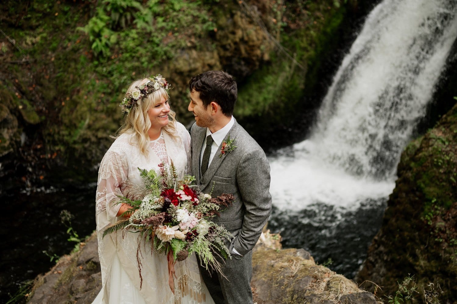Bridal Veil Lodge Wedding Photography