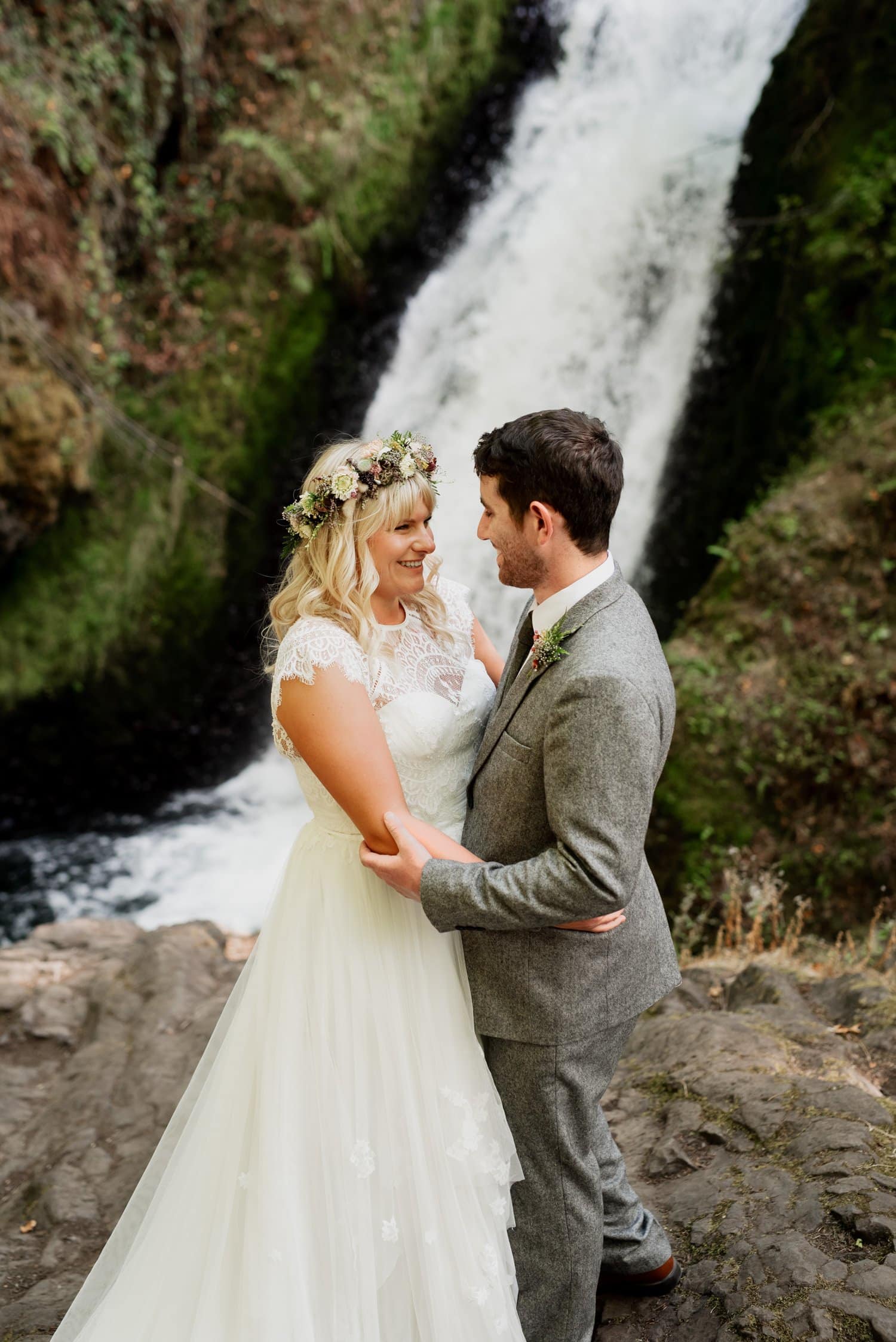 Bridal Veil Lodge Wedding Photography